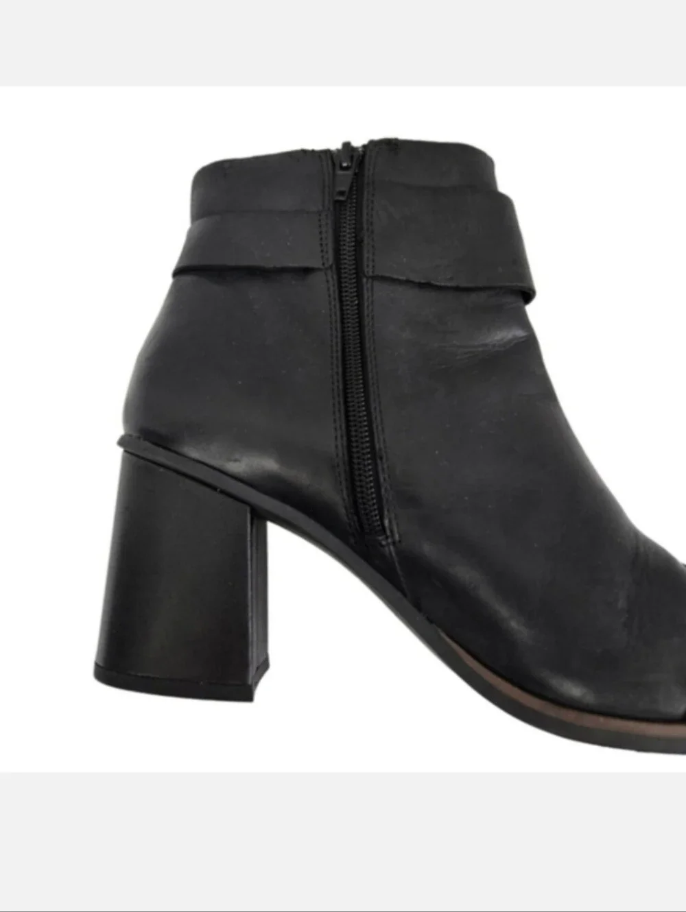 Kork-Ease DECOLA Leather Ankle Boots in Matte Black